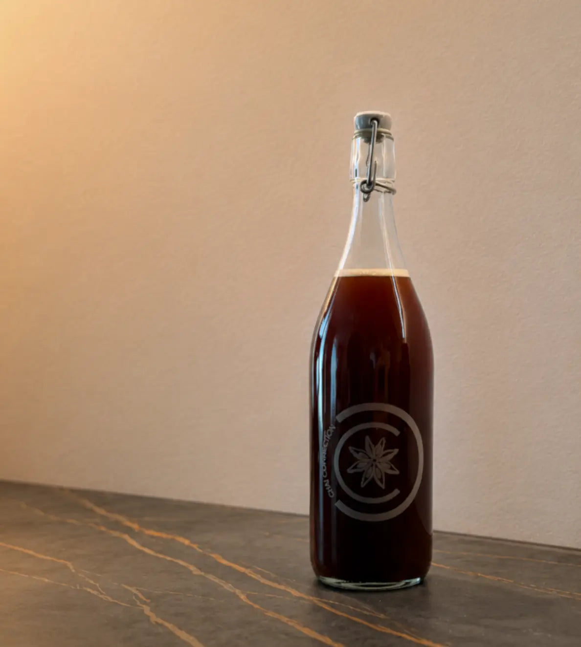 Gravierte Glasflasche (1l, leer)